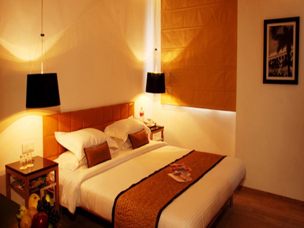 Hotel Palace Heights New Delhi Room photo